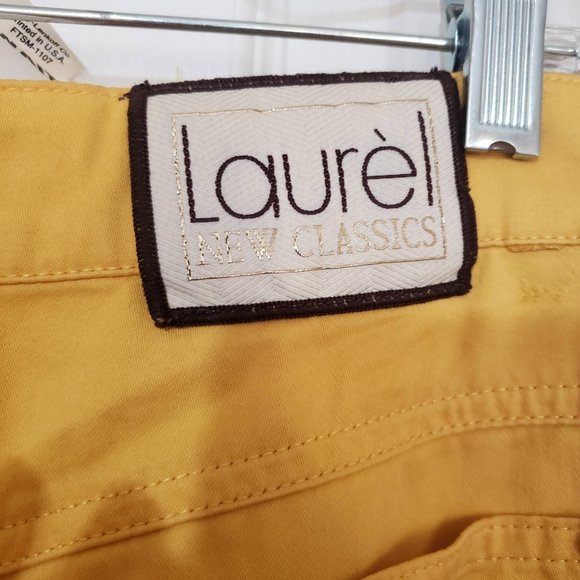 Laurèl Vintage Pants - Picture 3 of 11